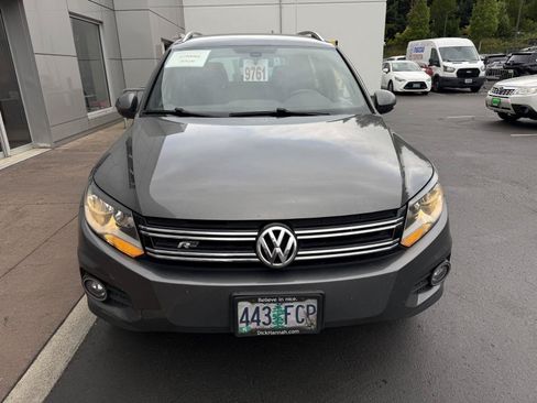 Used 2016 Volkswagen Tiguan R-Line AWD/4WD image 8