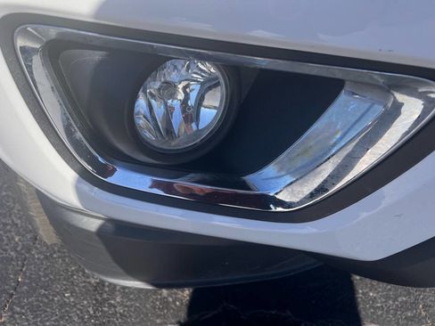 Used 2016 Chevrolet Colorado Z71 image 19