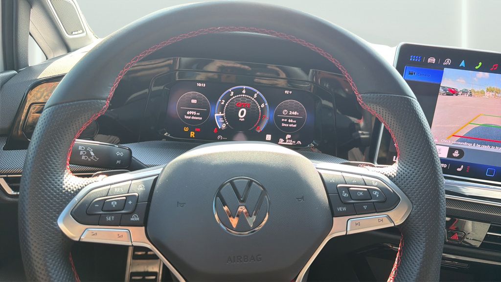 Used 2025 Volkswagen GTI SE FWD image 25