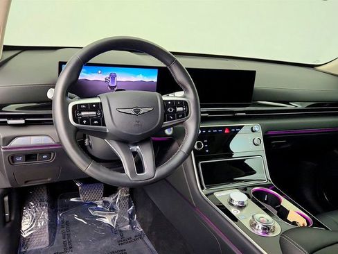 Used 2025 Genesis GV80 2.5T Standard AWD/4WD image 12