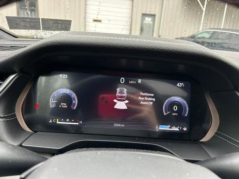 New 2025 Jeep Grand Cherokee Limited AWD/4WD image 17