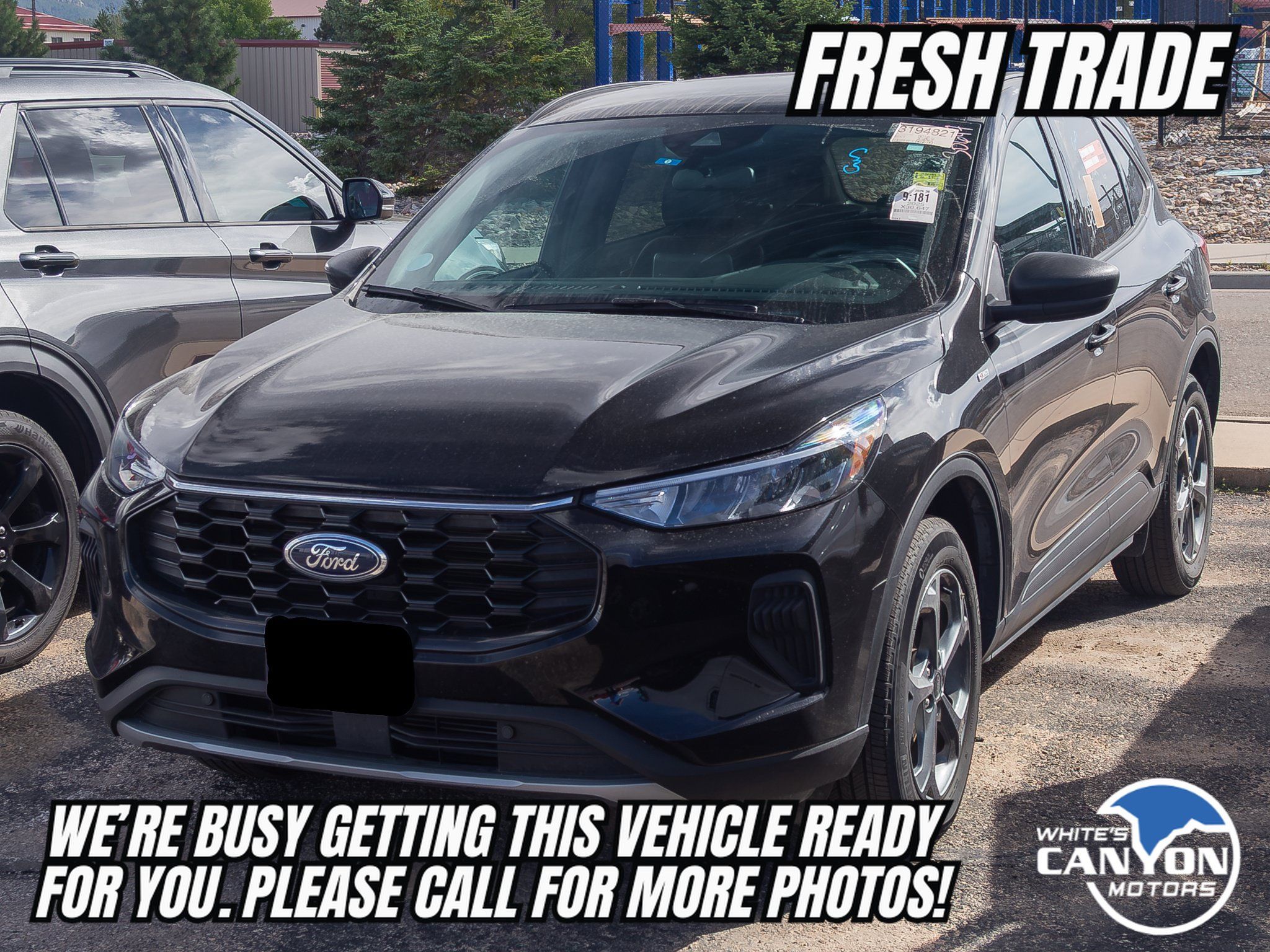 Used 2025 Ford Escape ST-Line AWD/4WD image 2