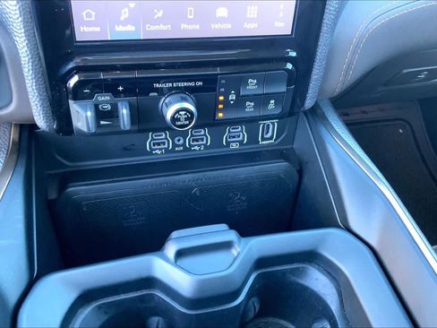 Used 2025 RAM 1500 Limited w/ Trailer Tow Group AWD/4WD image 35