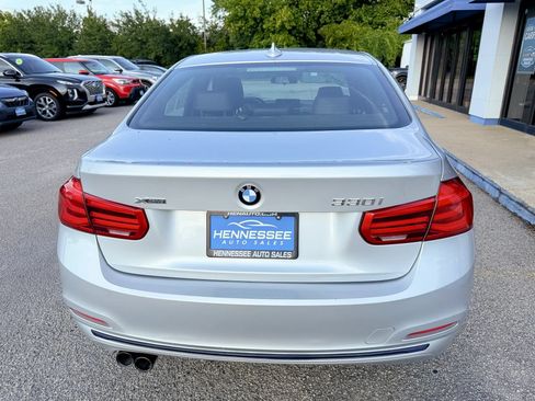 Used 2018 BMW 330i xDrive Sedan AWD/4WD image 24