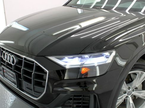 Used 2019 Audi Q8 Premium w/ Convenience Package image 17