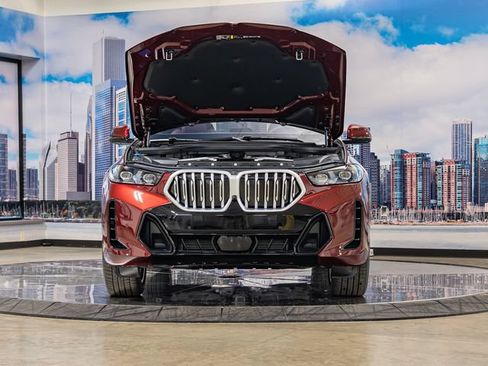 Used 2027 BMW X6 xDrive40i AWD/4WD image 4