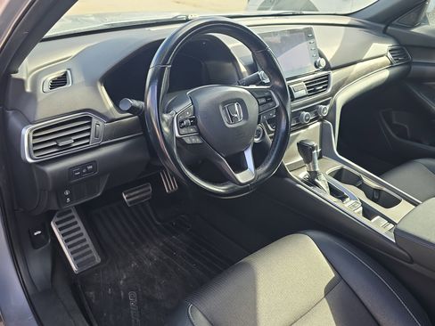 Used 2020 Honda Accord Sport image 18