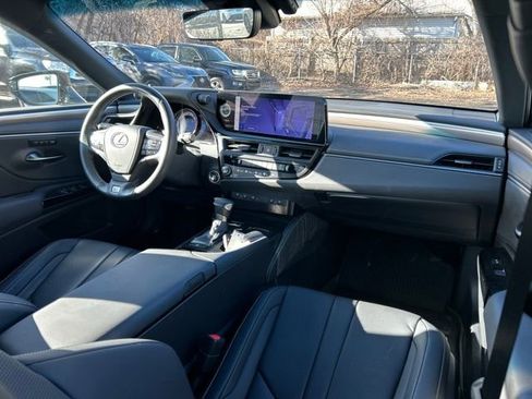 Used 2023 Lexus ES 350 F Sport w/ Accessory Package (Z2) image 17