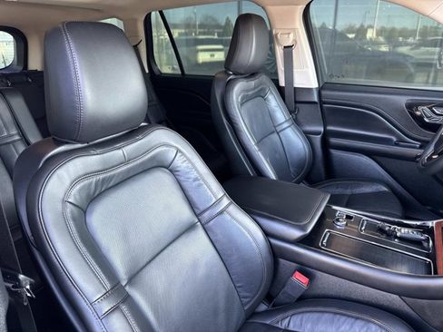 Certified 2023 Lincoln Aviator Reserve w/ Equipment Group 201A image 21