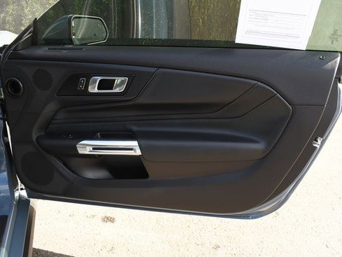 Used 2024 Ford Mustang GT Premium image 23