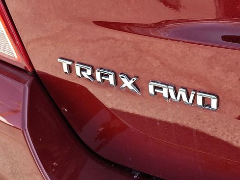 Used 2022 Chevrolet Trax LT w/ Driver Confidence Package image 31