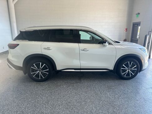 Certified 2023 INFINITI QX60 Sensory AWD/4WD image 8