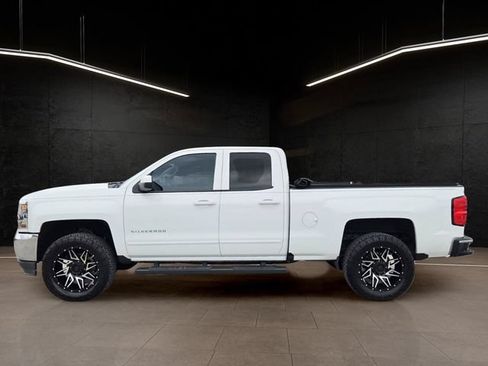 Used 2019 Chevrolet Silverado 1500 LT RWD image 4