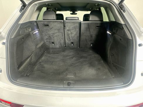 Used 2023 Audi Q5 2.0T Premium w/ Convenience Package AWD/4WD image 29
