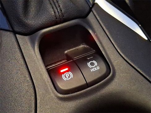 Certified 2025 Toyota Corolla Cross LE image 23