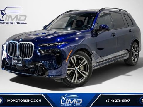 Used 2023 BMW X7 xDrive40i w/ M Sport Package AWD/4WD image 1