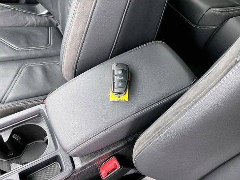 Used 2022 Audi Q3 2.0T Premium Plus image 11