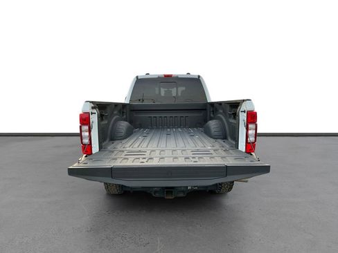 Used 2022 Ford F250 Lariat w/ Tremor Off-Road Package image 24