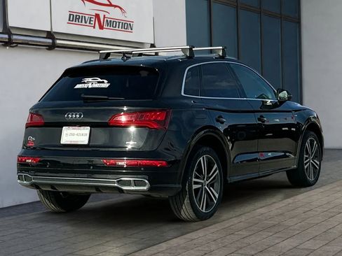 Used 2020 Audi Q5 e Premium Plus w/ Premium Plus Package image 4