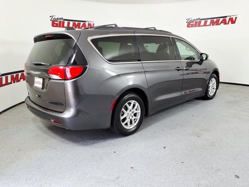 Used 2021 Chrysler Voyager Lxi FWD image 5
