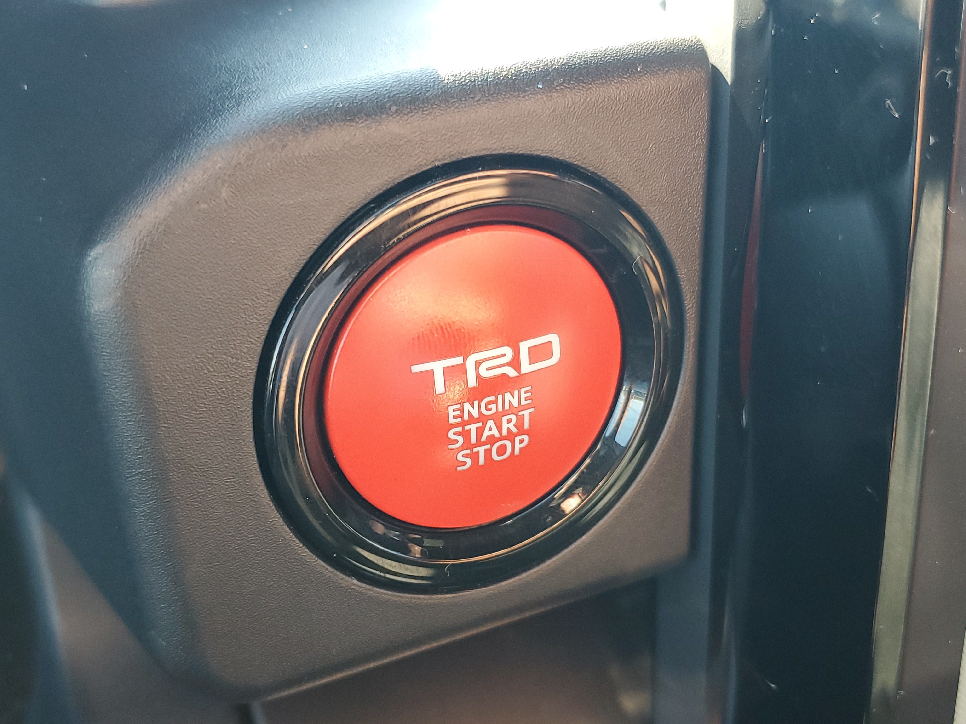 Certified 2025 Toyota Tacoma TRD Off-Road w/ TRD Off Road Premium Package AWD/4WD image 27