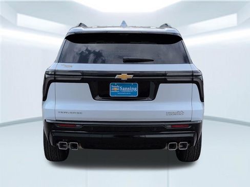 New 2026 Chevrolet Traverse High Country w/ LPO, Floor Liner Package FWD image 5