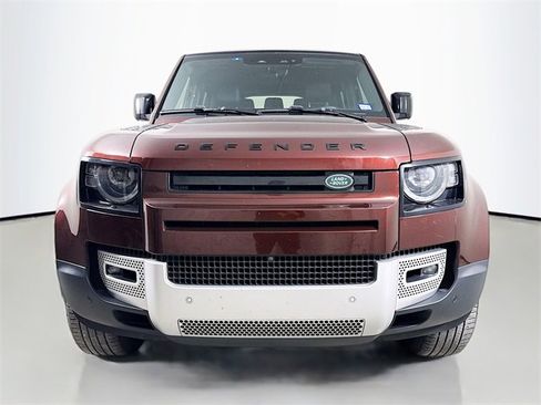 Certified 2023 Land Rover Defender 130 SE image 2