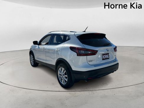 Used 2021 Nissan Rogue Sport SV image 5