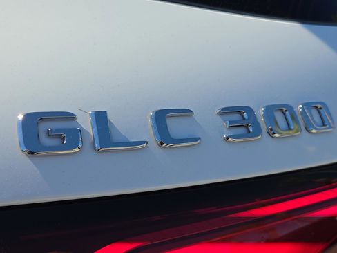 New 2026 Mercedes-Benz GLC 300 image 10
