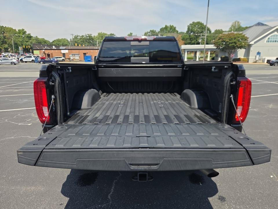 Used 2022 GMC Sierra 2500 AT4 w/ AT4 Preferred Package AWD/4WD image 18