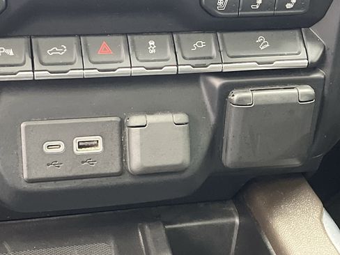 Used 2020 GMC Sierra 2500 Denali w/ Denali Ultimate Package image 25