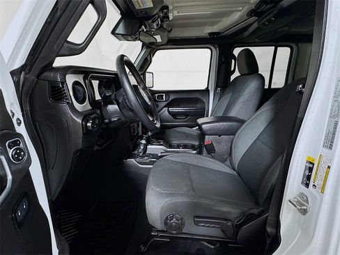 Used 2024 Jeep Wrangler Sport S image 17