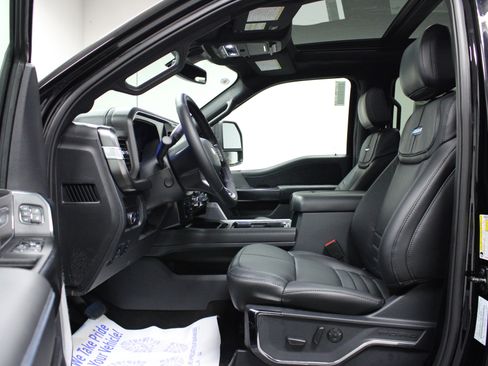 New 2026 Ford F250 Platinum image 12