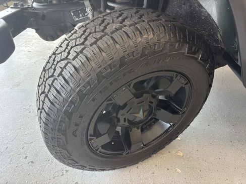 Used 2005 Jeep Wrangler SE AWD/4WD image 24