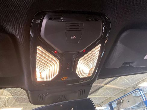 Used 2022 BMW X5 M50i w/ Executive Package image 36