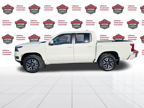 New 2026 Nissan Frontier SV w/ SV Convenience Package image 2