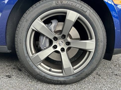Certified 2026 Porsche Macan AWD/4WD image 28