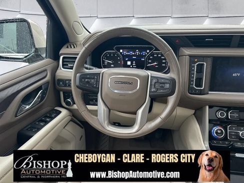 Used 2021 GMC Yukon Denali w/ Denali Premium Package AWD/4WD image 48