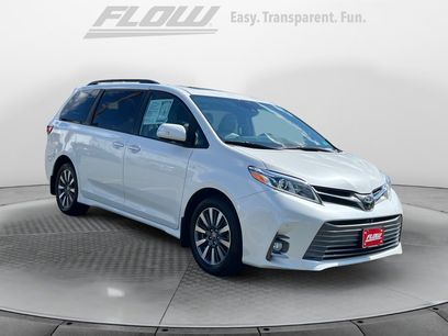 Used 2020 Toyota Sienna XLE