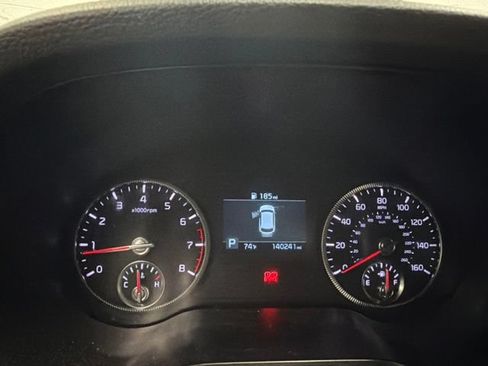 Used 2022 Kia Telluride LX AWD/4WD image 12