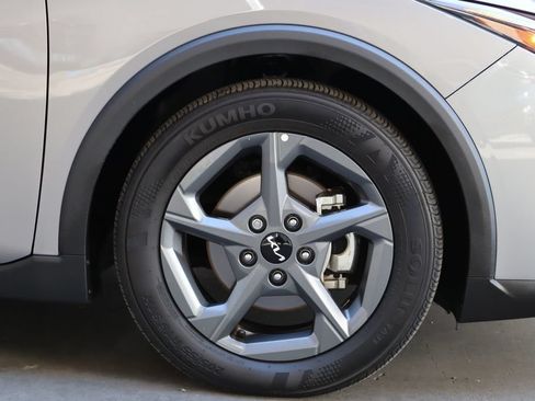 Used 2025 Kia K4 FWD image 10
