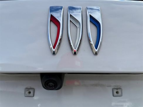 Used 2024 Buick Envision Sport Touring image 17