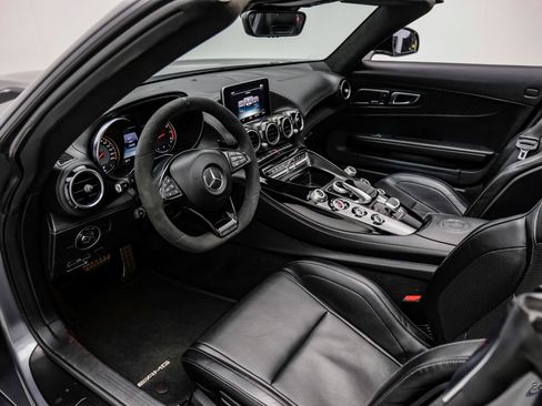 Used 2019 Mercedes-Benz AMG GT C image 2
