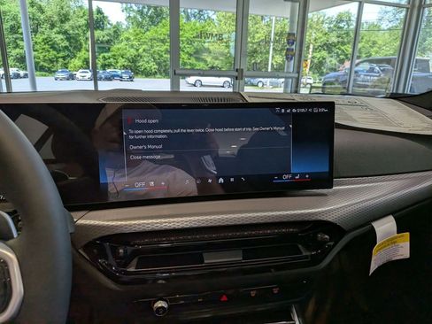 New 2026 BMW 330i xDrive Sedan w/ M Sport Package AWD/4WD image 13