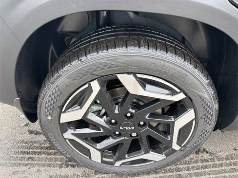 New 2026 Kia Seltos SX image 13