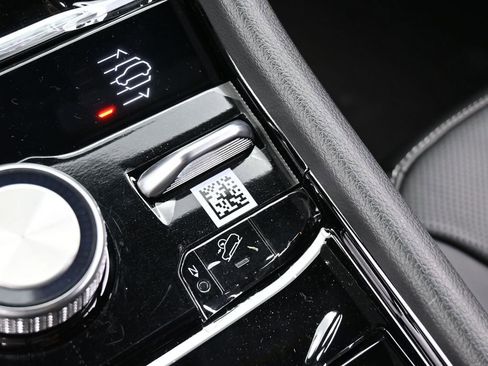 Used 2024 Jeep Grand Cherokee L Overland image 21