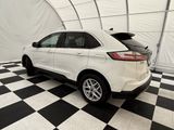 Used 2023 Ford Edge SEL image 2