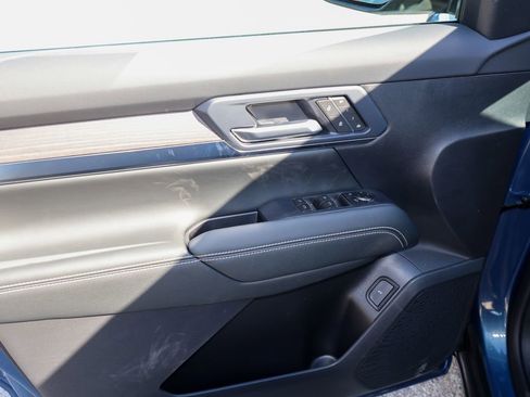 New 2026 GMC Terrain Denali w/ LPO, Floor Liner Package image 9