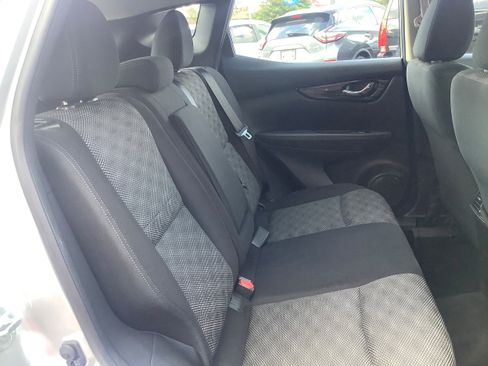 Used 2017 Nissan Rogue Sport SV w/ SV All-Weather Package image 14