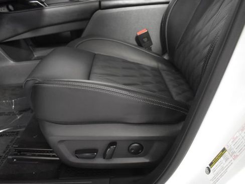 Certified 2026 Nissan Rogue Platinum w/ Platinum Premium Package AWD/4WD image 12